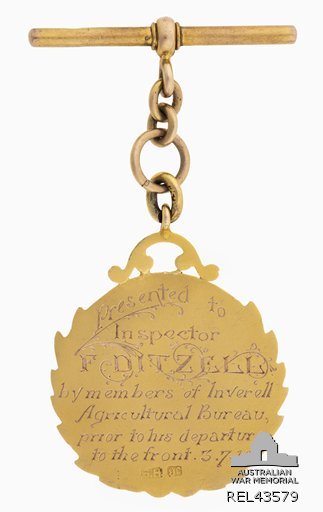REL43579 Quality engraving marks this 18 carat fob as a high quality presentation, and the details recorded can be used to conduct further research.