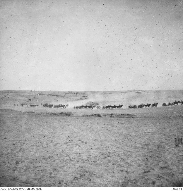 Light Horsemen advance on Beersheba