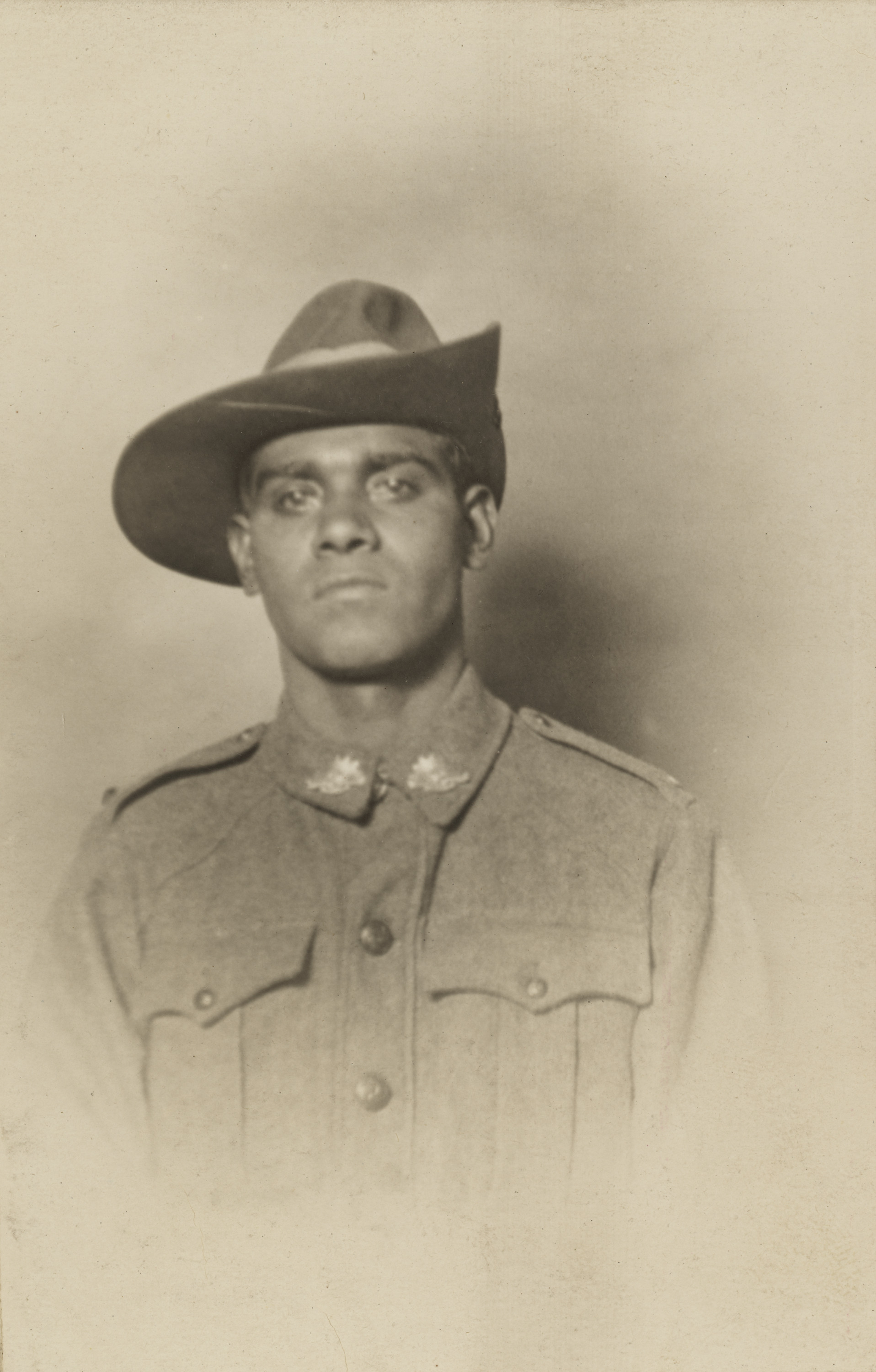 Portrait photo of Private Roland Winzel Carter