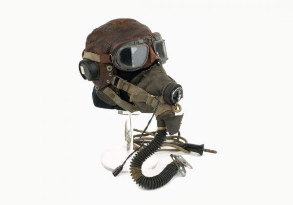 flying helmut