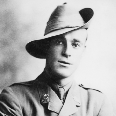 Victoria Cross medal group returns to the Australian War Memorial