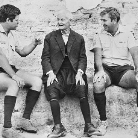 Two Australian Federal Police Officers talking to an unidentified elderly Cypriot man