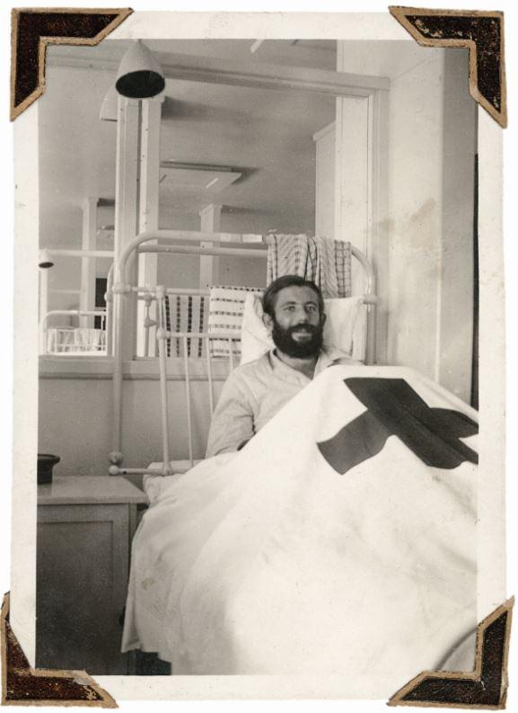 Bryan Rofe recovering in Hollywood Hospital, Perth.