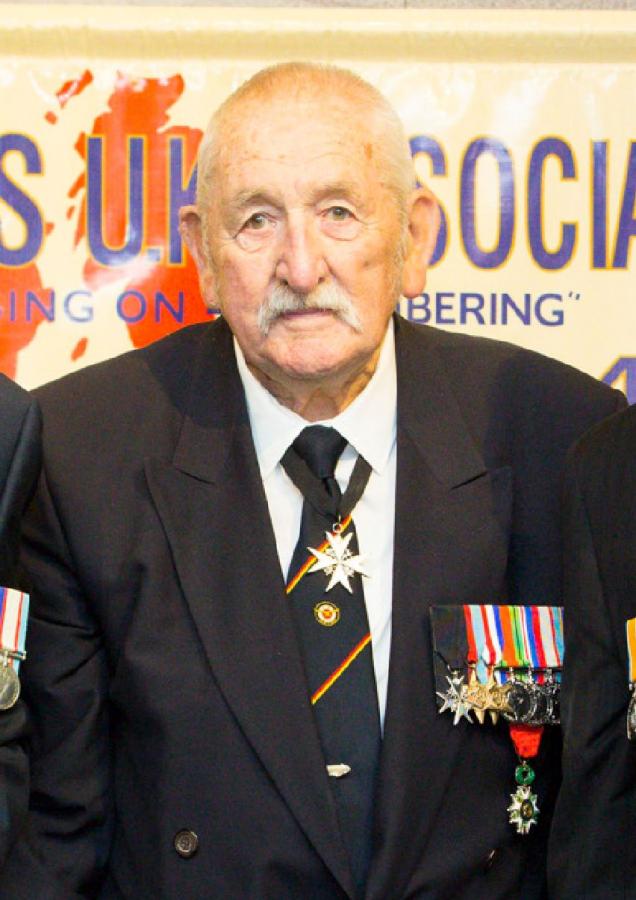 John Ireland at the unveiling of the Oddbods plaque at the Memorial.