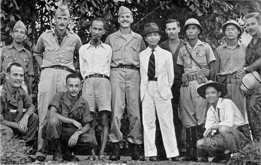 Ho and Giap flanked by Americans from the Office of Strategic Services in 1945