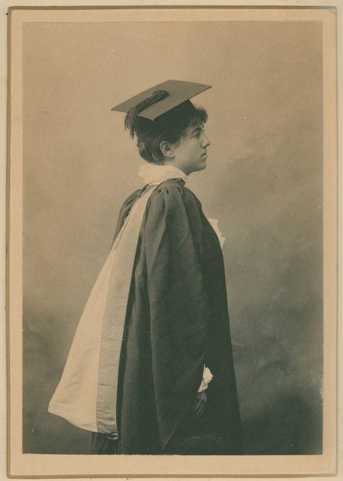 Phoebe Chapple (1879-1967) Image courtesy of the State Library of South Australia. B 25677/34