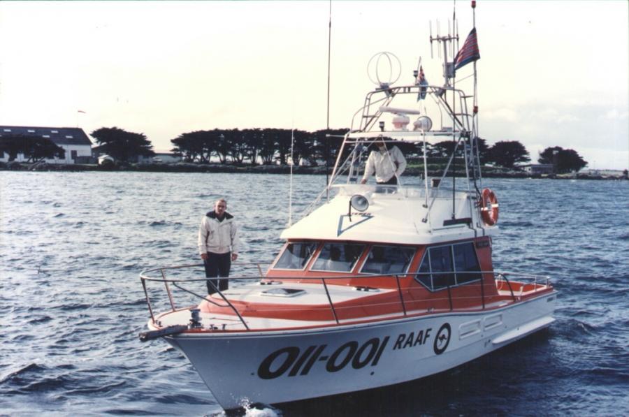 RAAF Marine Section crash boat Air Hawk approaching Point Cook Jetty. Photograph by Trevor Dixon.