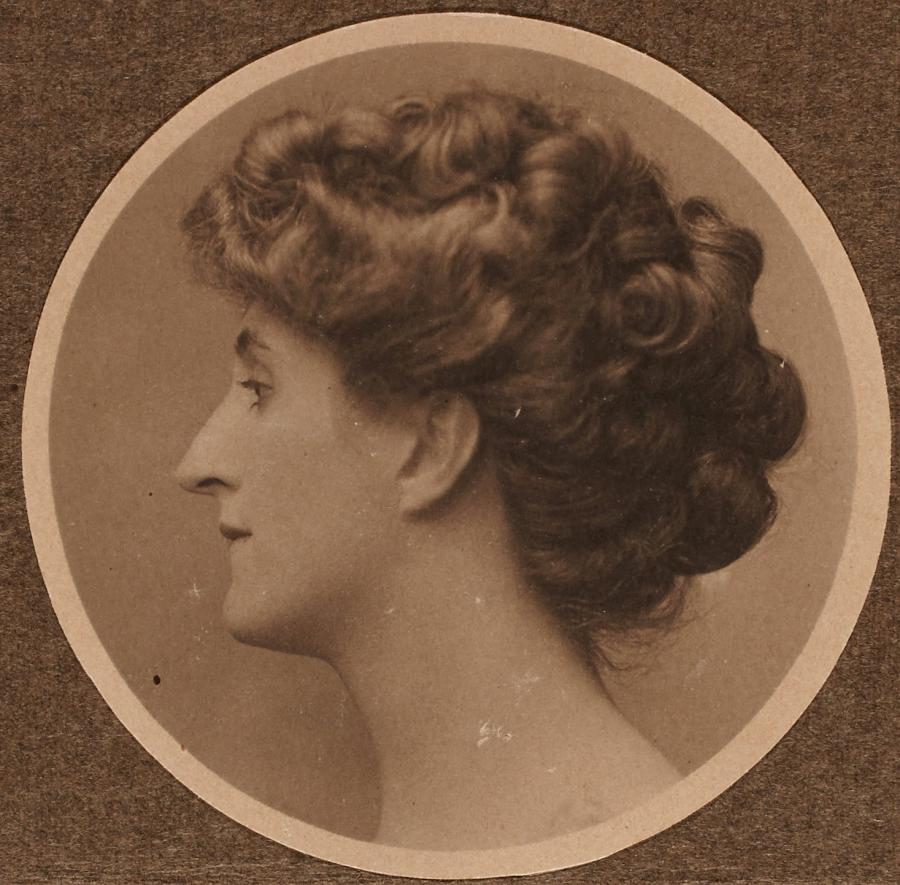 Dora Ohlfsen