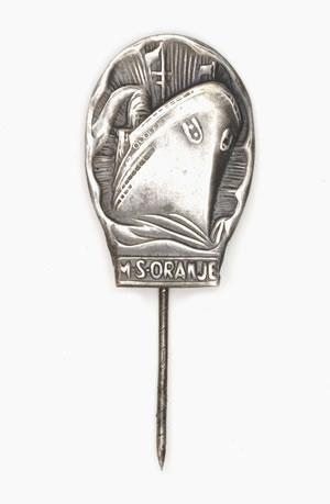 Art Deco–style lapel badges 