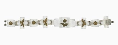 While in captivity, Herman van Gelder made this bracelet as a token of affection for his wife