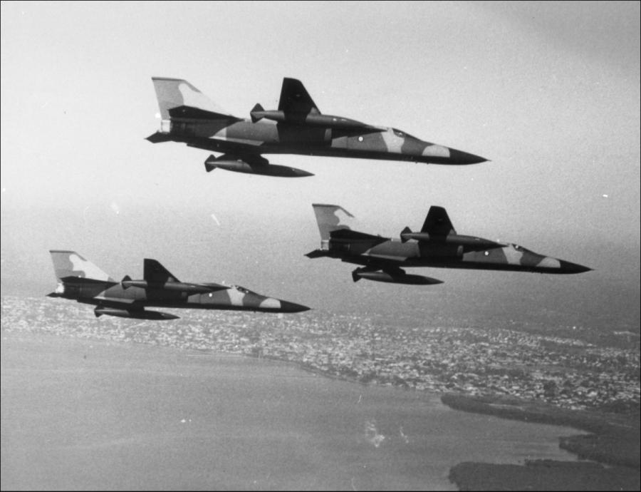 The arrival of the first A8 F-111s at Amberley.