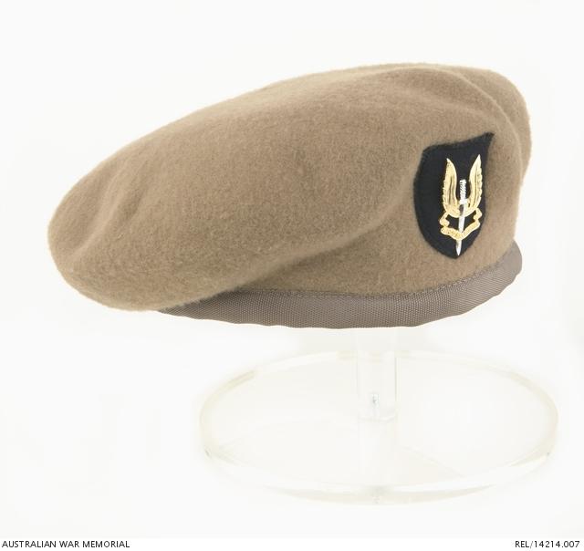 Don Barnby&#039;s SASR beret.